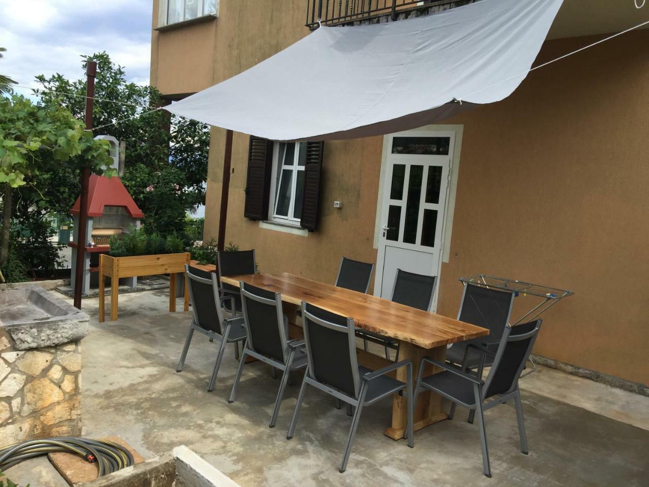 Apartment Kumicic - 3 Bedrooms Ičići エクステリア 写真